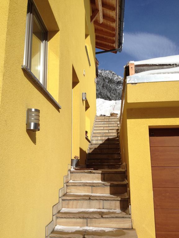 Apartamento Haus Aperies Pettneu am Arlberg Exterior foto