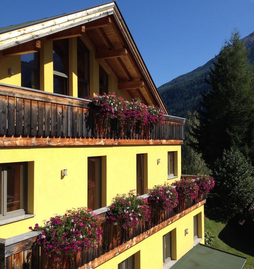 Apartamento Haus Aperies Pettneu am Arlberg Exterior foto